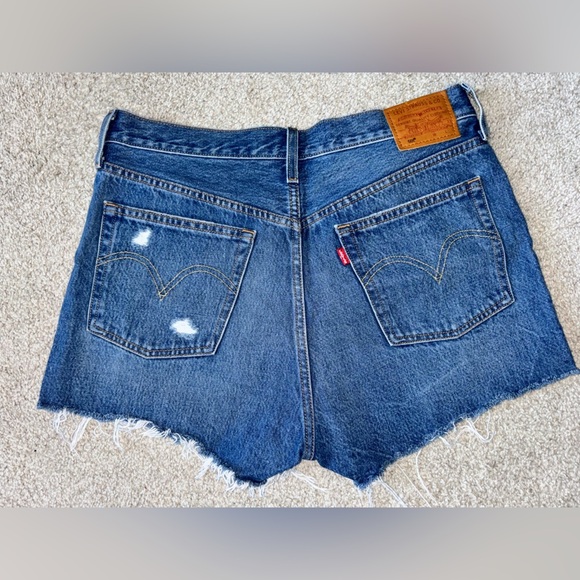 501 Levi's Women's Blue High Rise Button Fly Denim Shorts - Picture 5 of 7
